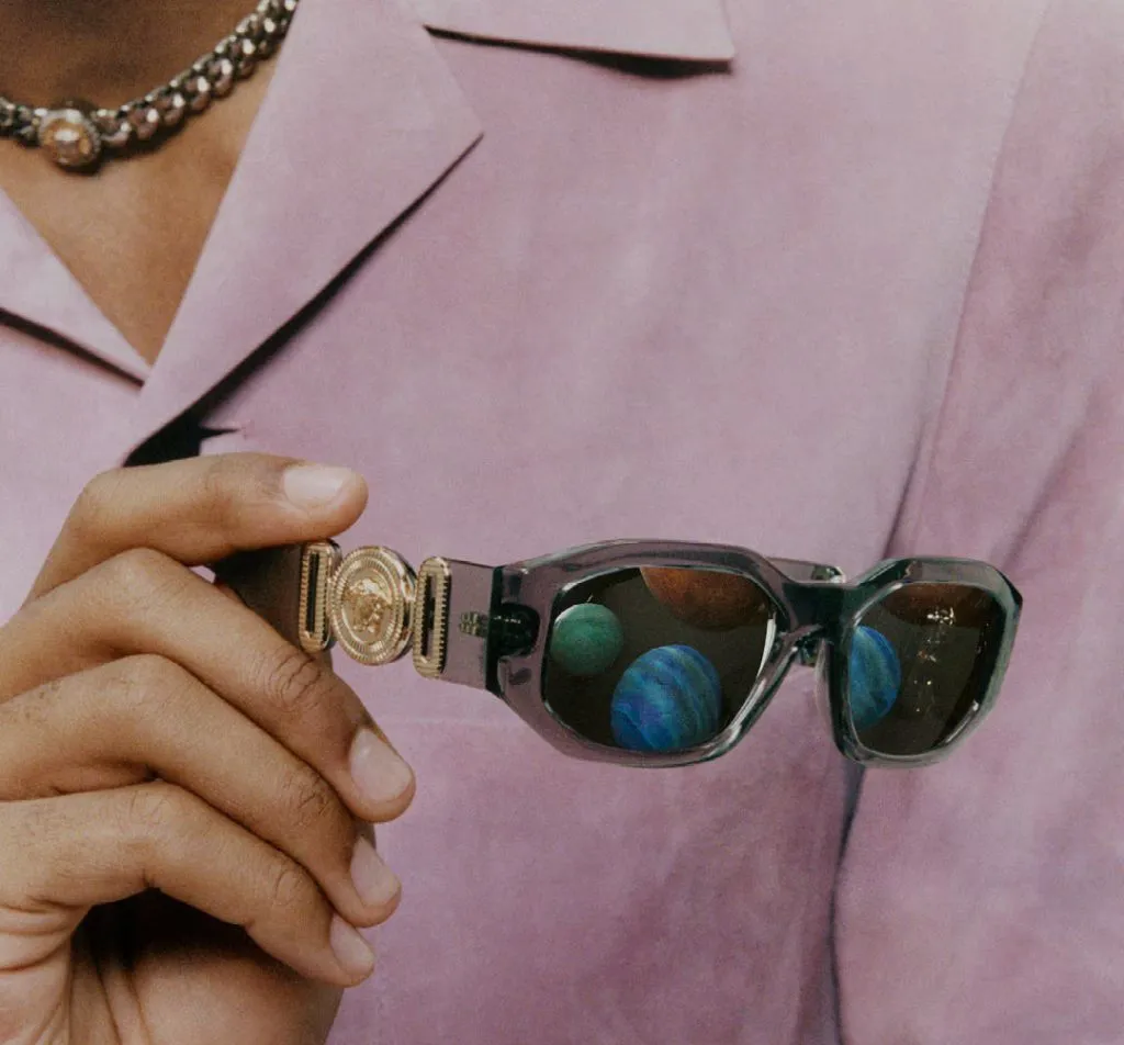 Eyewear product display